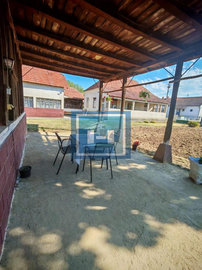Na prodaju seosko domaćinstvo u Donjem Katunu 7