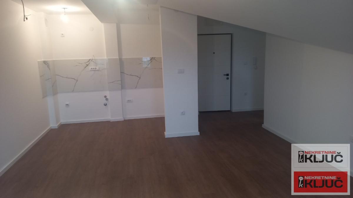 PODBARA, 41m2, Dvosoban, Useljiiv 2