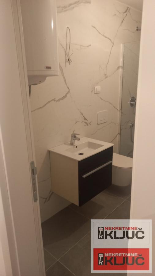 PODBARA, 41m2, Dvosoban, Useljiiv 8