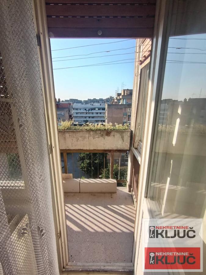 LIMAN 3, 41m2, Jednoiposoban kod Limanskog parka 9