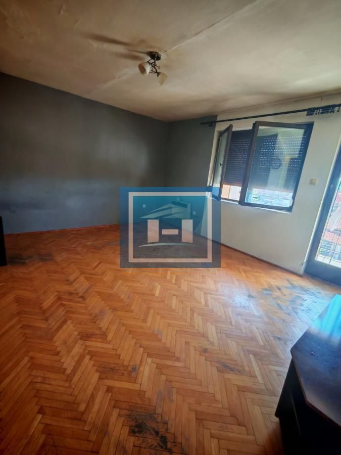 Odmah useljiv stan u Francuskoj ulici 11