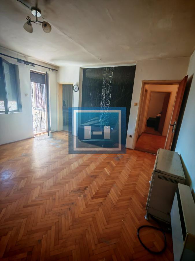 Odmah useljiv stan u Francuskoj ulici 2