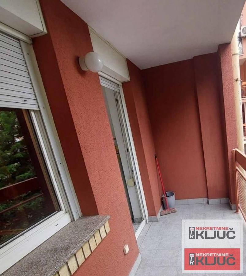 SAJMIŠTE-Pasterova, 54m2, Jednoiposoban, Fasadna cigla 12