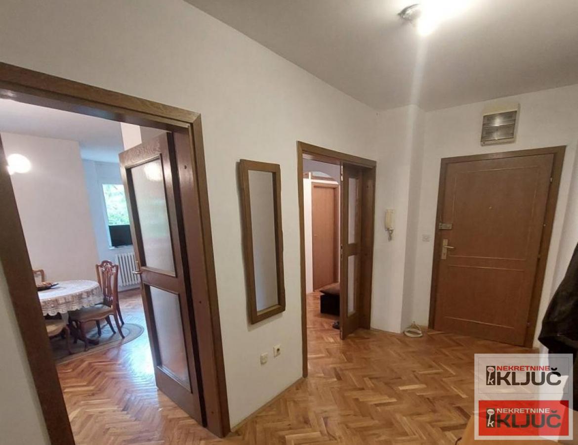 SAJMIŠTE-Pasterova, 54m2, Jednoiposoban, Fasadna cigla 13