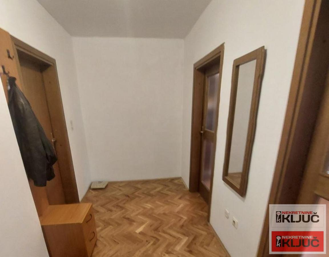 SAJMIŠTE-Pasterova, 54m2, Jednoiposoban, Fasadna cigla 14