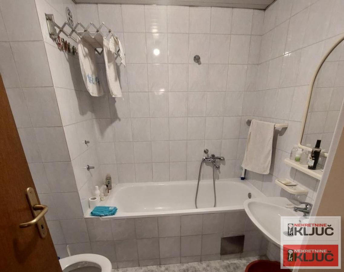 SAJMIŠTE-Pasterova, 54m2, Jednoiposoban, Fasadna cigla 16