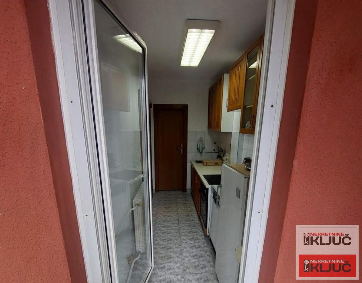 SAJMIŠTE-Pasterova, 54m2, Jednoiposoban, Fasadna cigla 8