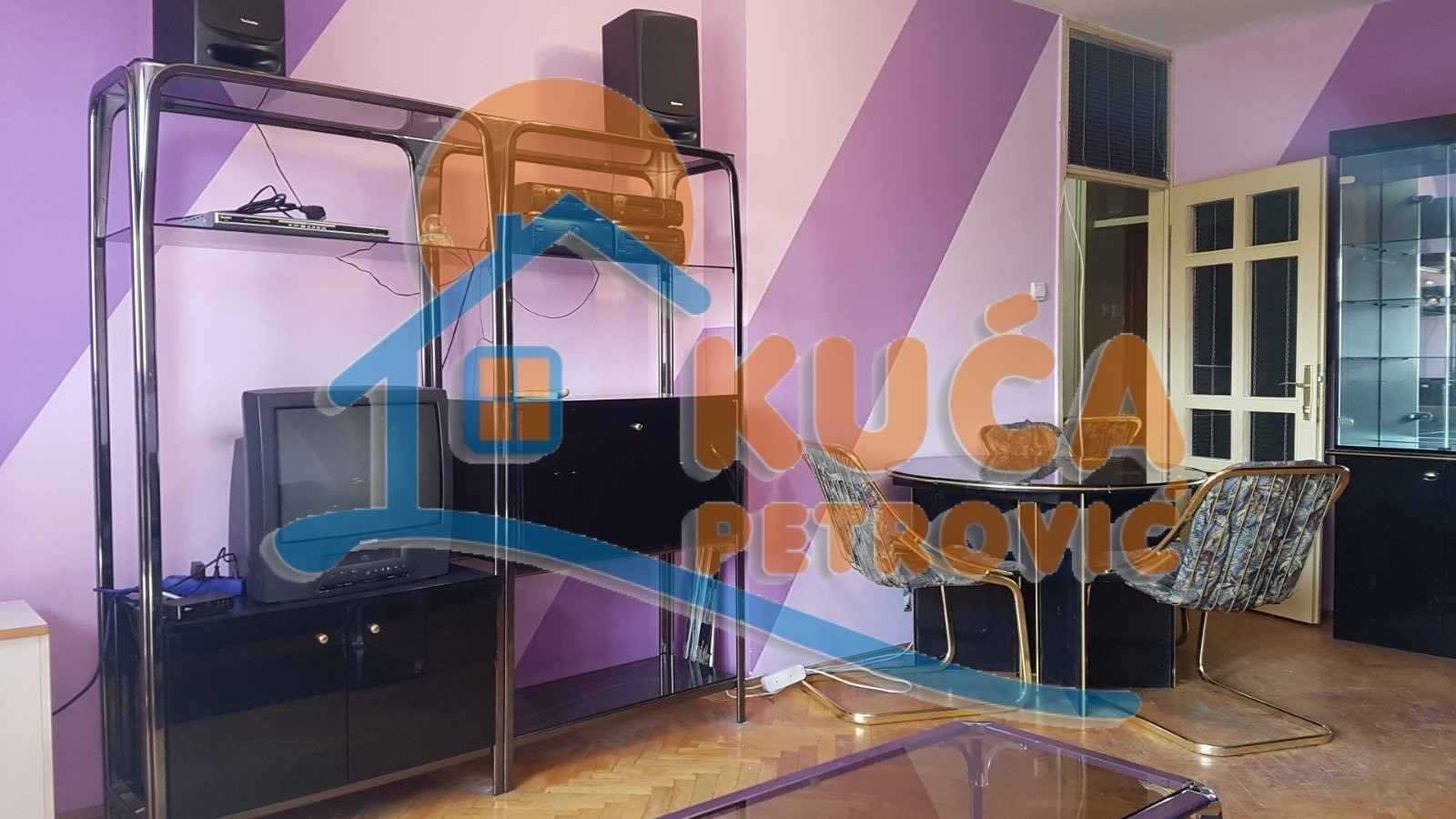 Trosoban stan, 77 m2, Centar, Sinđelićev trg ID: i-09392 5