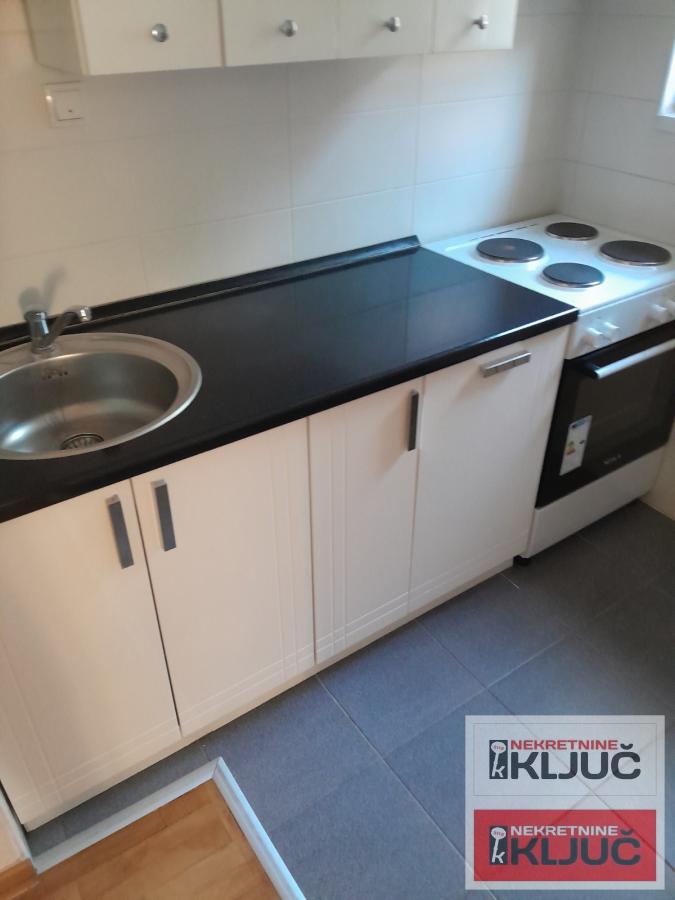 NOVO NASELJE, 36m2, Jednosoban, Namešten 3