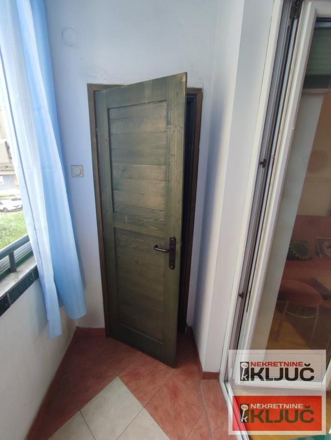 BULEVAR EVROPE,25 m2,NAMEŠTENA GARSONJERA 3