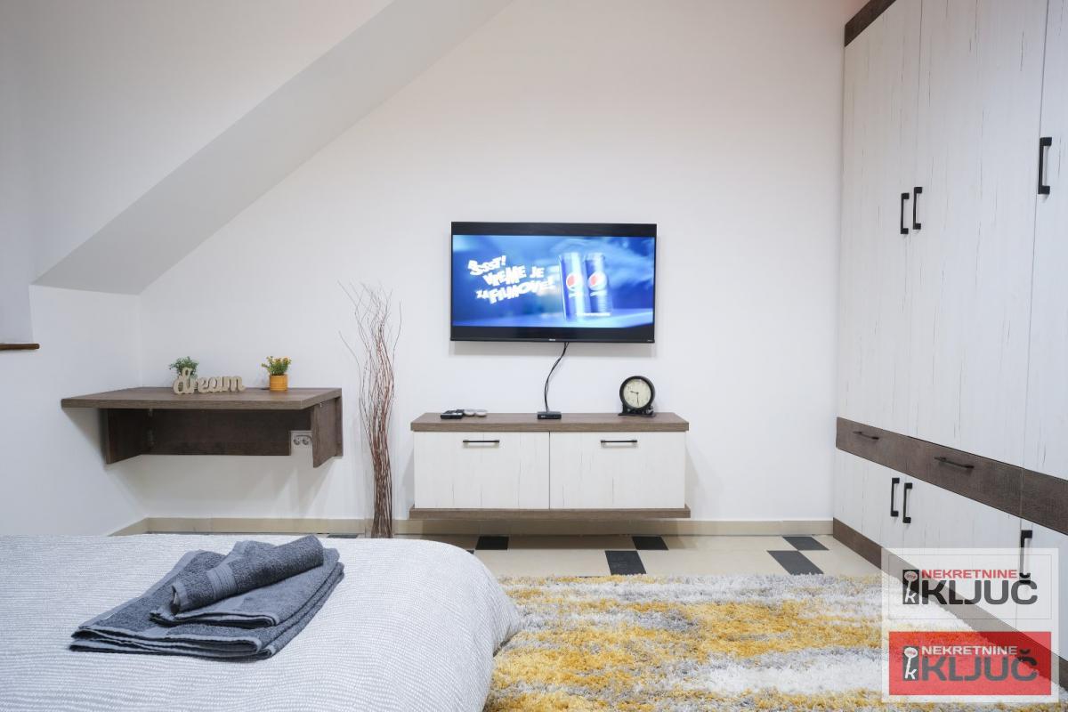 NAJLON PIJACA, 19m2, Garsonjera, Nameštena 3