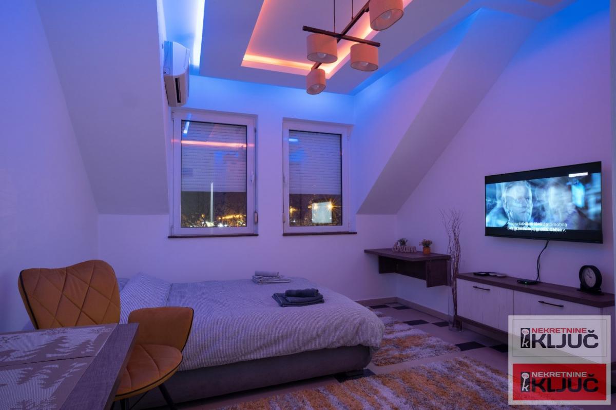 NAJLON PIJACA, 19m2, Garsonjera, Nameštena 4