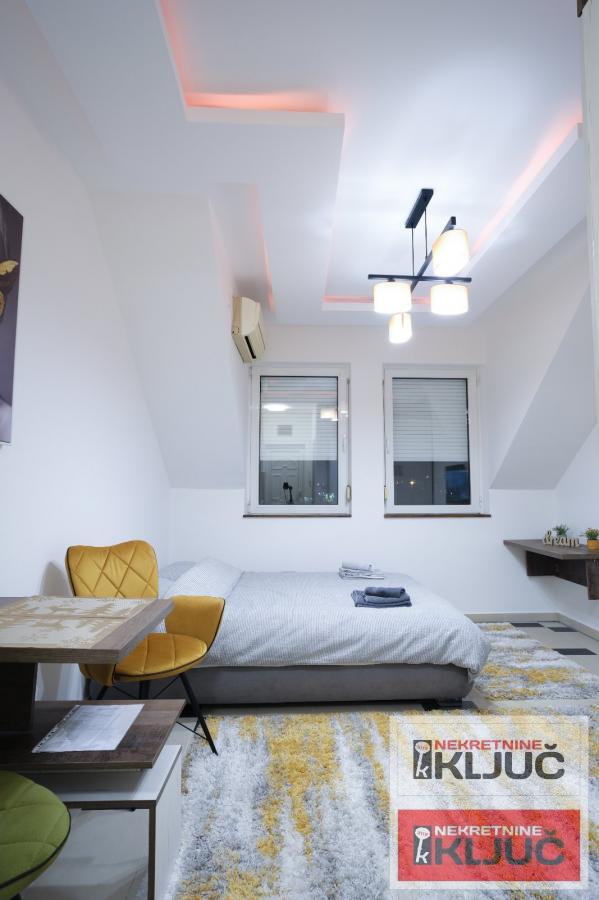 NAJLON PIJACA, 19m2, Garsonjera, Nameštena 6