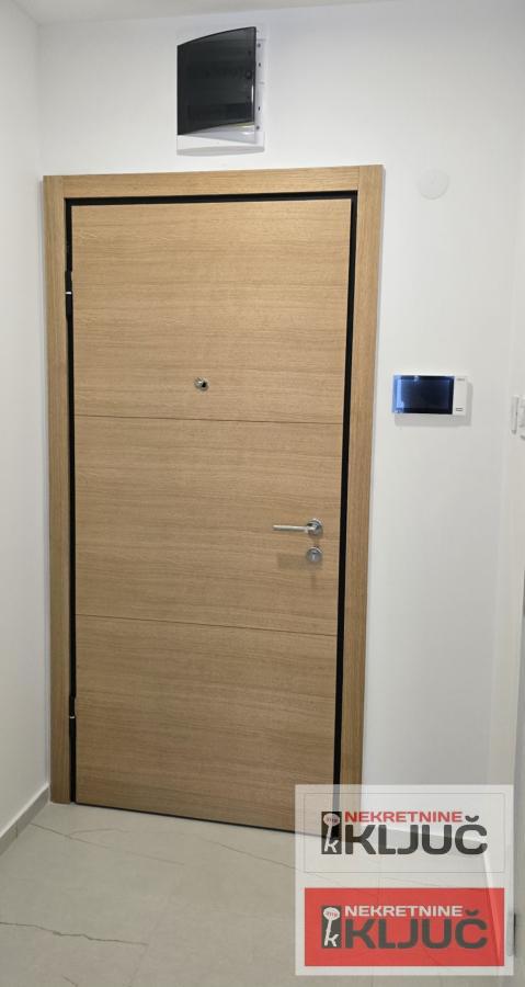 TELEP IZDAJE SE MODERNO OPREMLJENA GARSONJERA 10