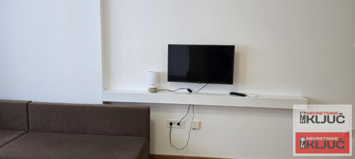 TELEP IZDAJE SE MODERNO OPREMLJENA GARSONJERA 13