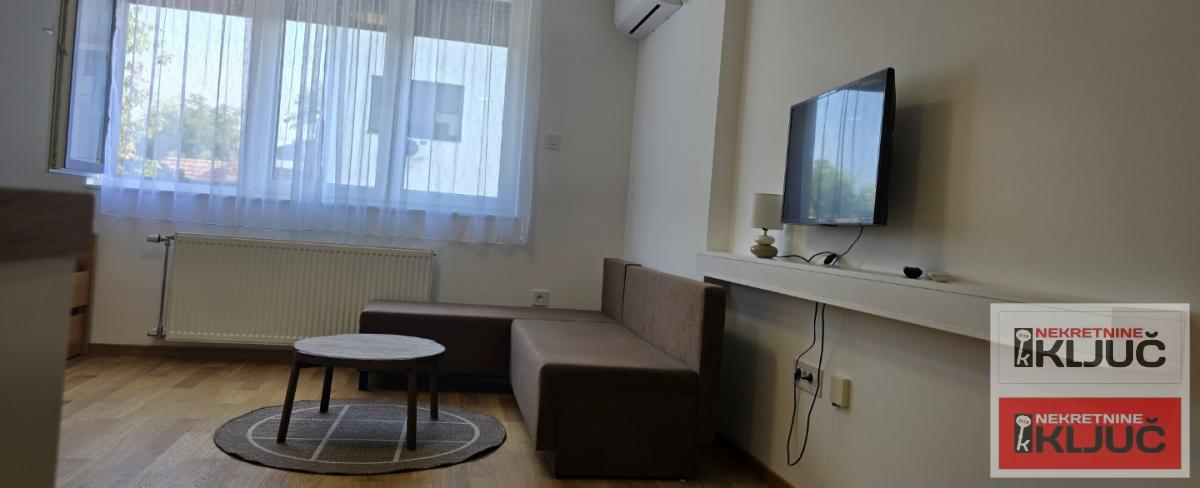 TELEP IZDAJE SE MODERNO OPREMLJENA GARSONJERA 19