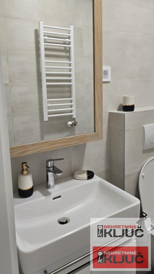 TELEP IZDAJE SE MODERNO OPREMLJENA GARSONJERA 21