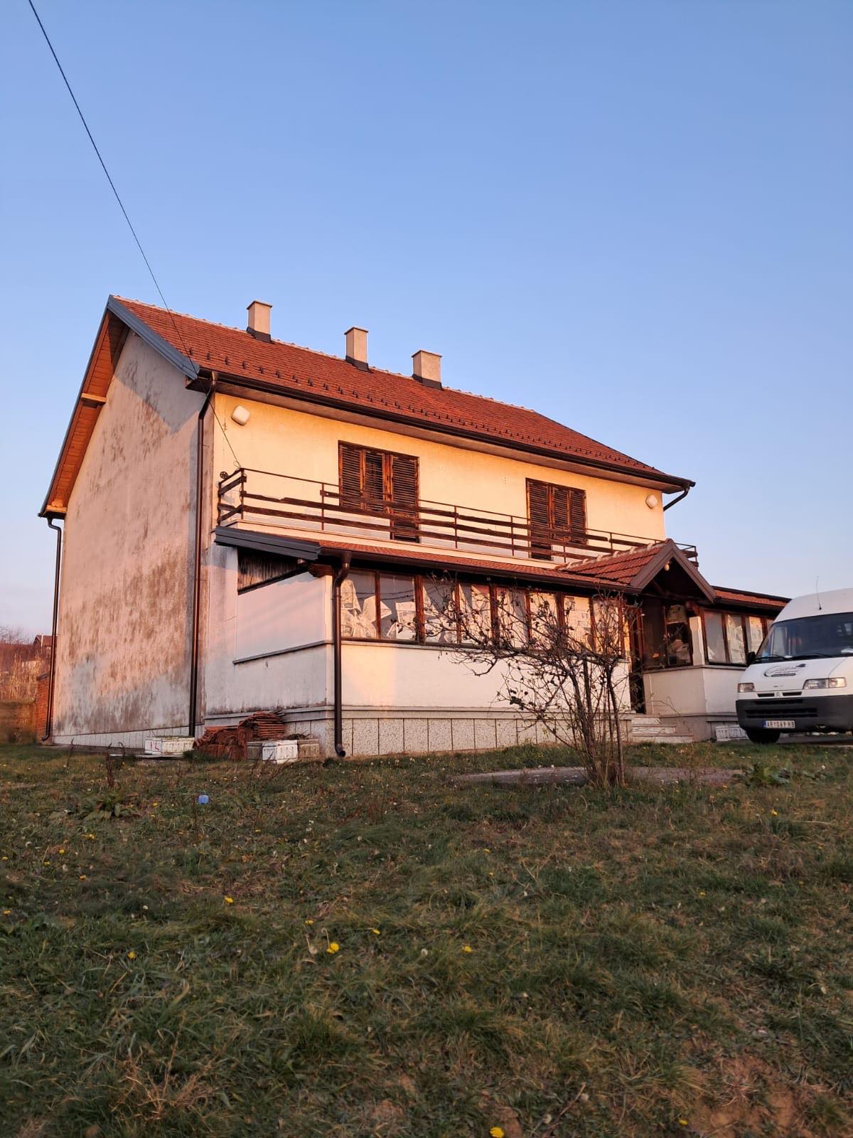 Prodajem kucu u Arandjelovcu 3