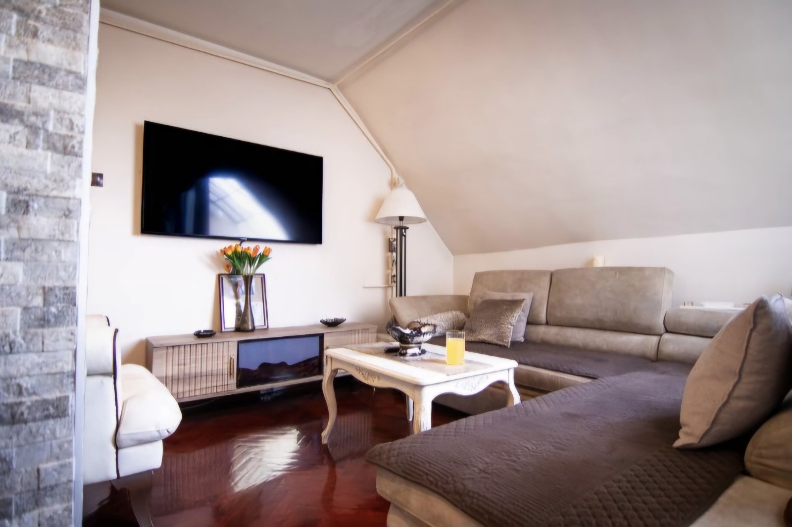 Banjica Bulevar oslobođenja Dupleks četvorosoban stan sa 3 terase 2