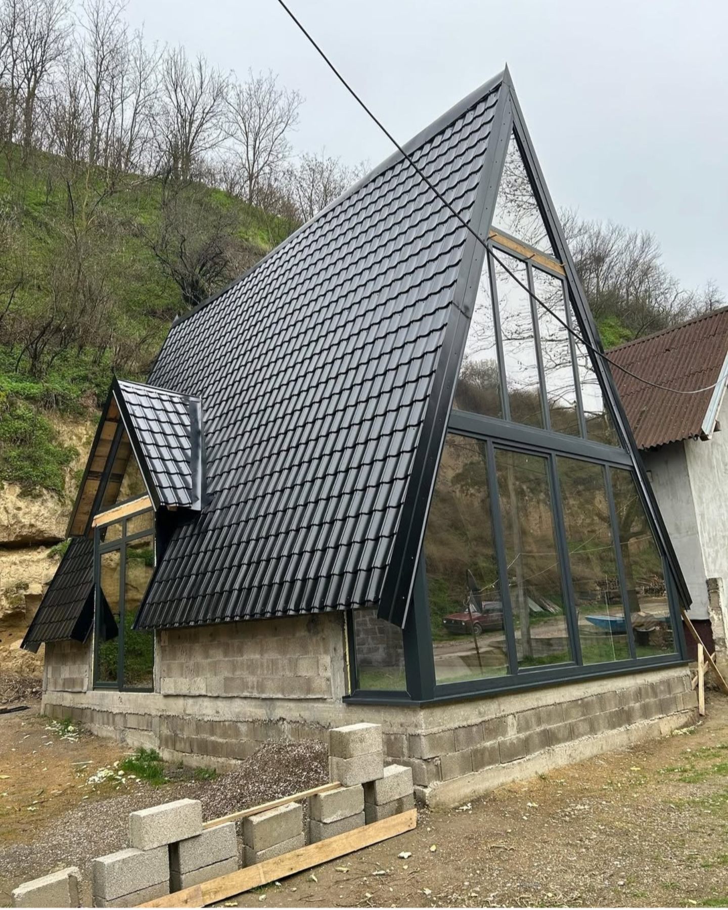 Alpska kuca u Surduku pored Dunava 1