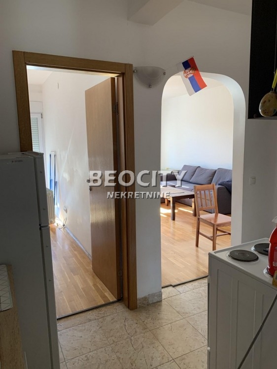 Dvosoban stan, 38 m2, Južni bulevar, Južni bulevar ID: 123019 4