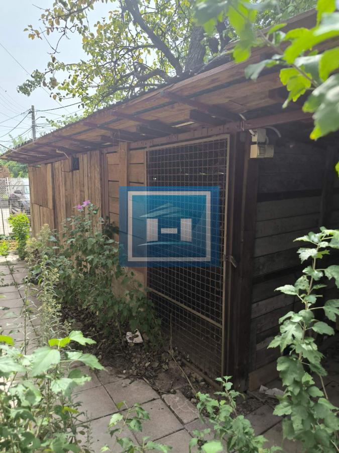 Prizemna kuća od 92 m² sa garažom – Ćuprija, blizina Doma zdravlja 12