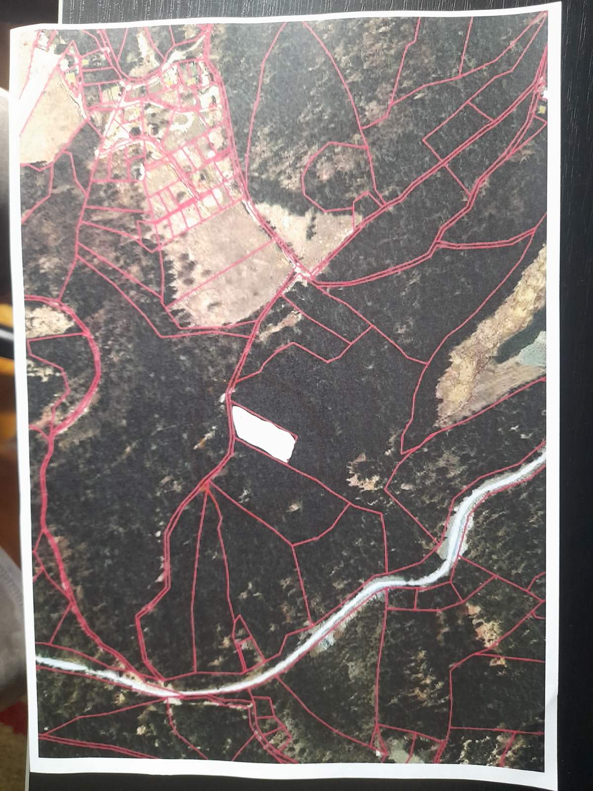 Prodajem plac na Tari 1