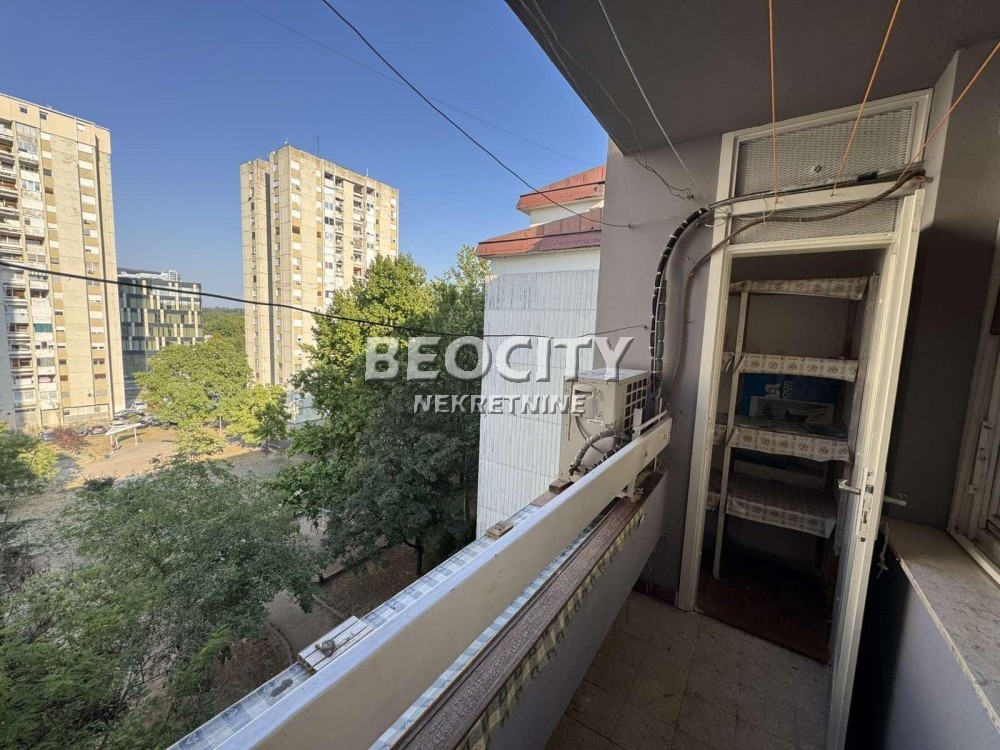 Dvosoban stan, 68 m2, Liman 2, Blagoja Parovića ID: 121718 9