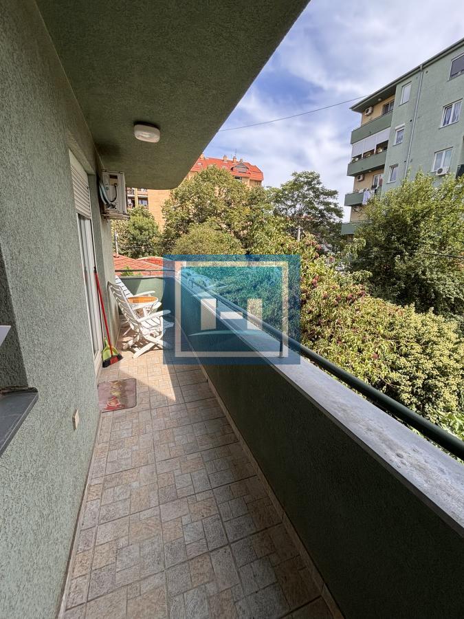 Izdaje se moderan stan u srcu grada – 49m² 11