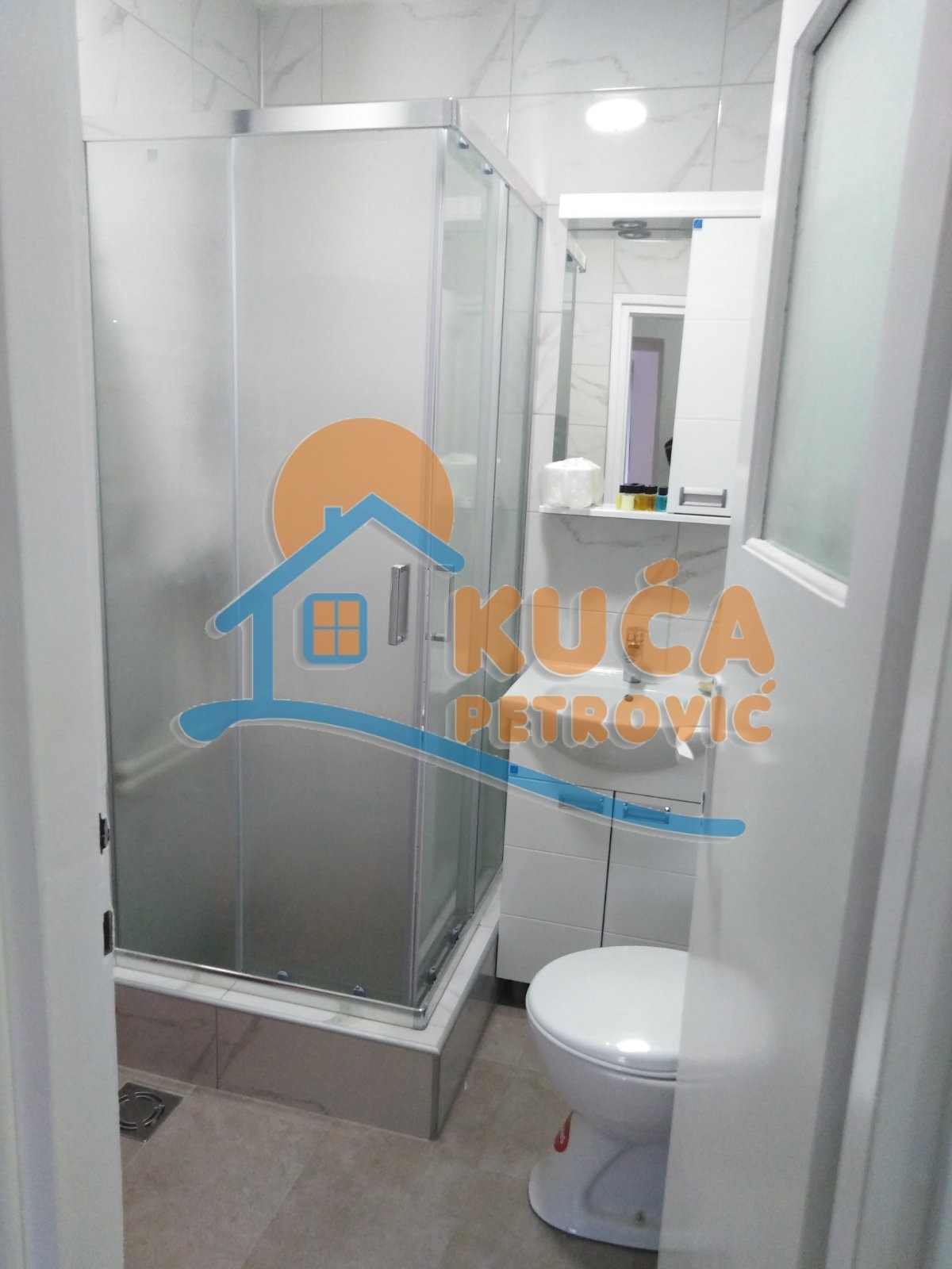 Lokal, 60 m2, Centar, Strahinjića Bana ID: i-010445 7