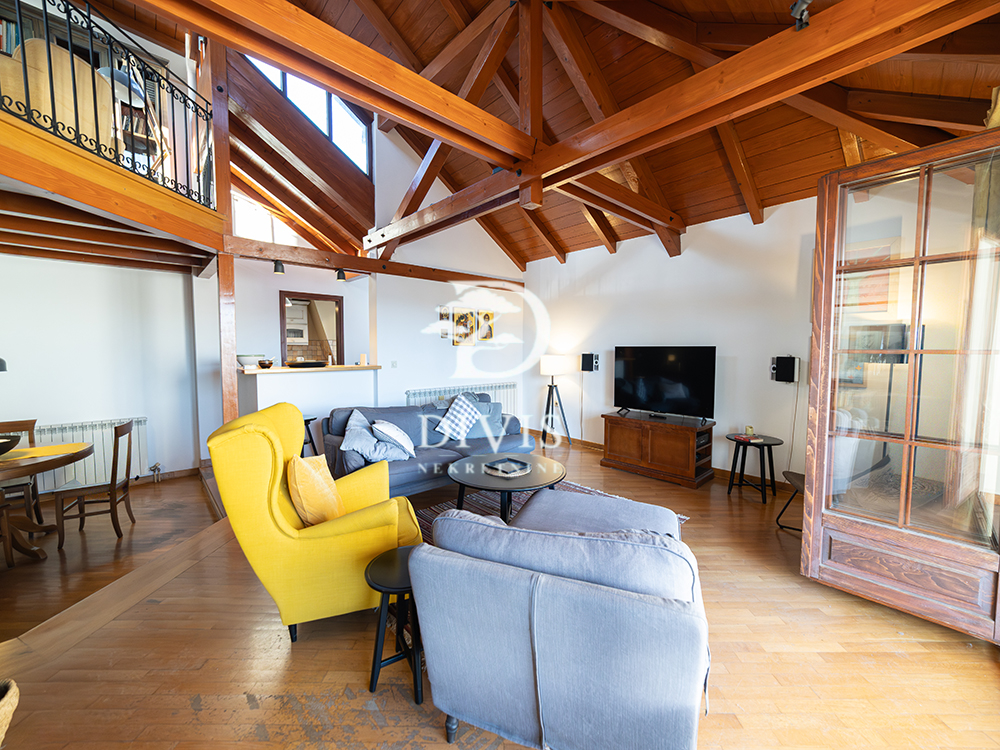 Četvorosoban dupleks na Dorćolu sa 2 terase  192m2 2