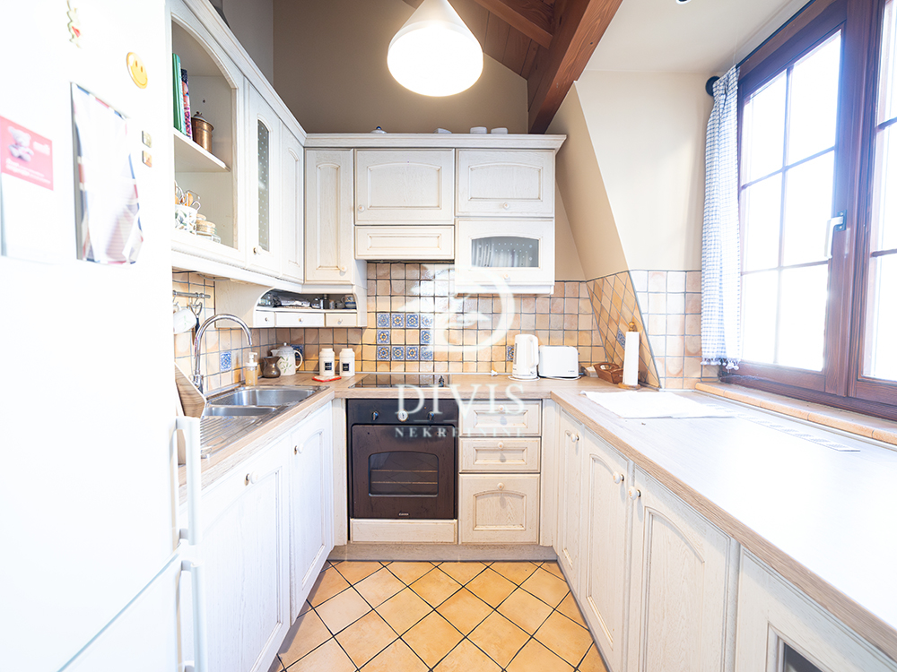 Četvorosoban dupleks na Dorćolu sa 2 terase  192m2 3