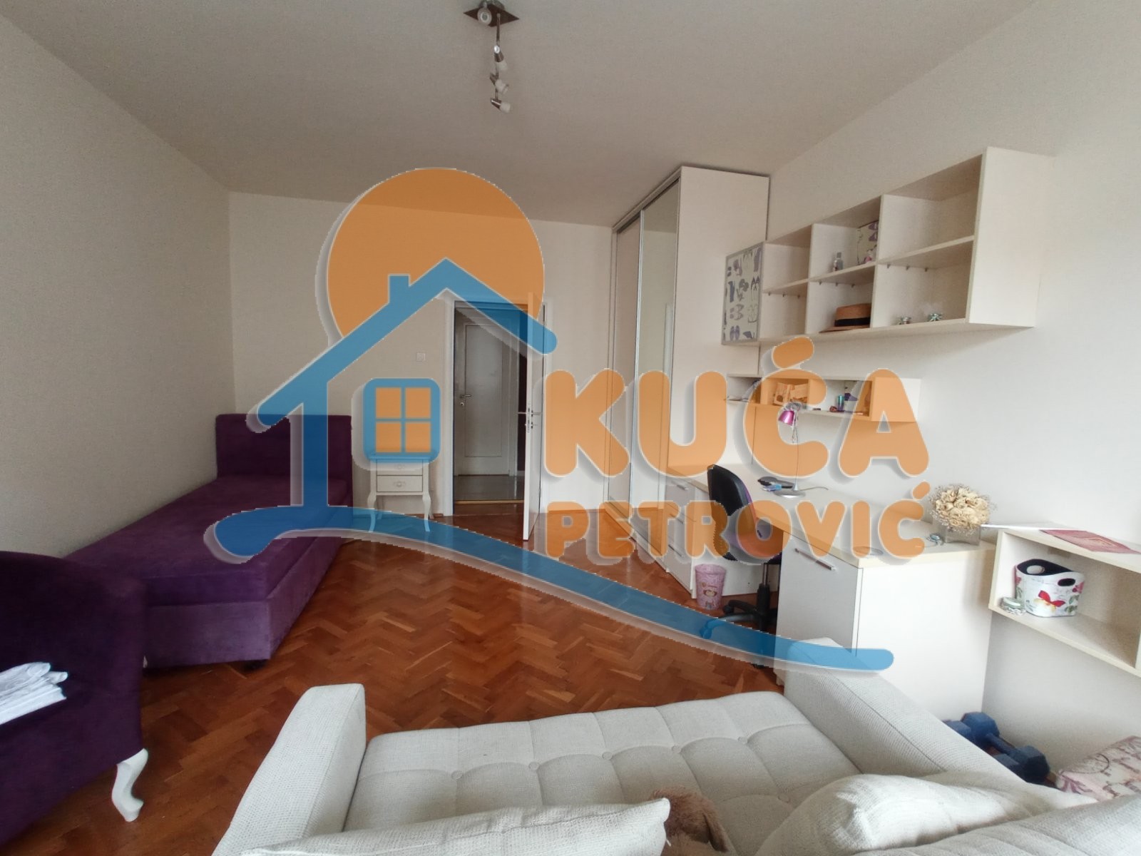 Trosoban stan, 105 m2, Centar, Obrenovićeva ID: i-014797 14