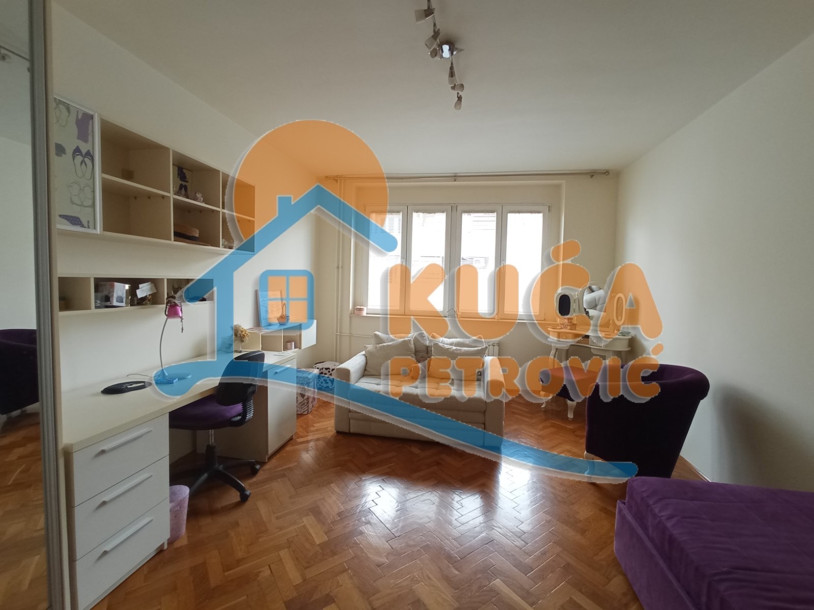 Trosoban stan, 105 m2, Centar, Obrenovićeva ID: i-014797 15