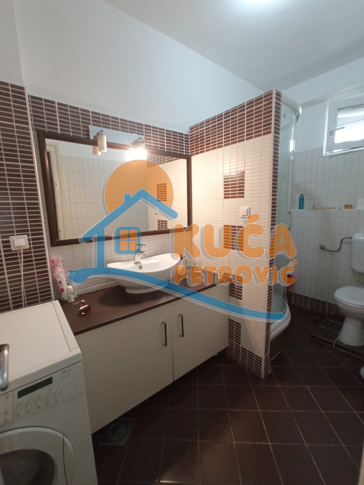 Trosoban stan, 105 m2, Centar, Obrenovićeva ID: i-014797 17