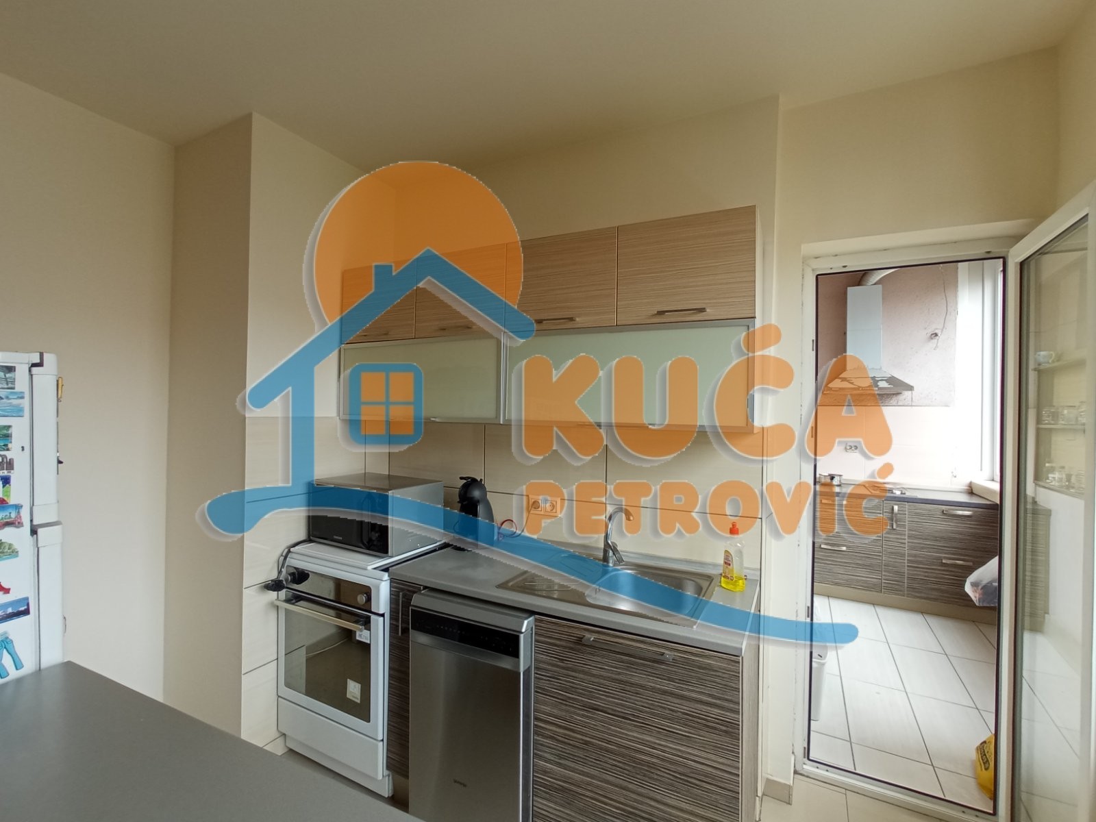 Trosoban stan, 105 m2, Centar, Obrenovićeva ID: i-014797 5