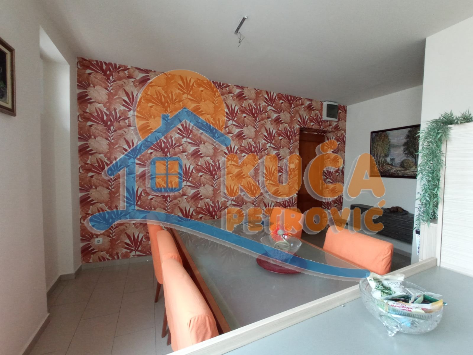 Trosoban stan, 105 m2, Centar, Obrenovićeva ID: i-014797 8