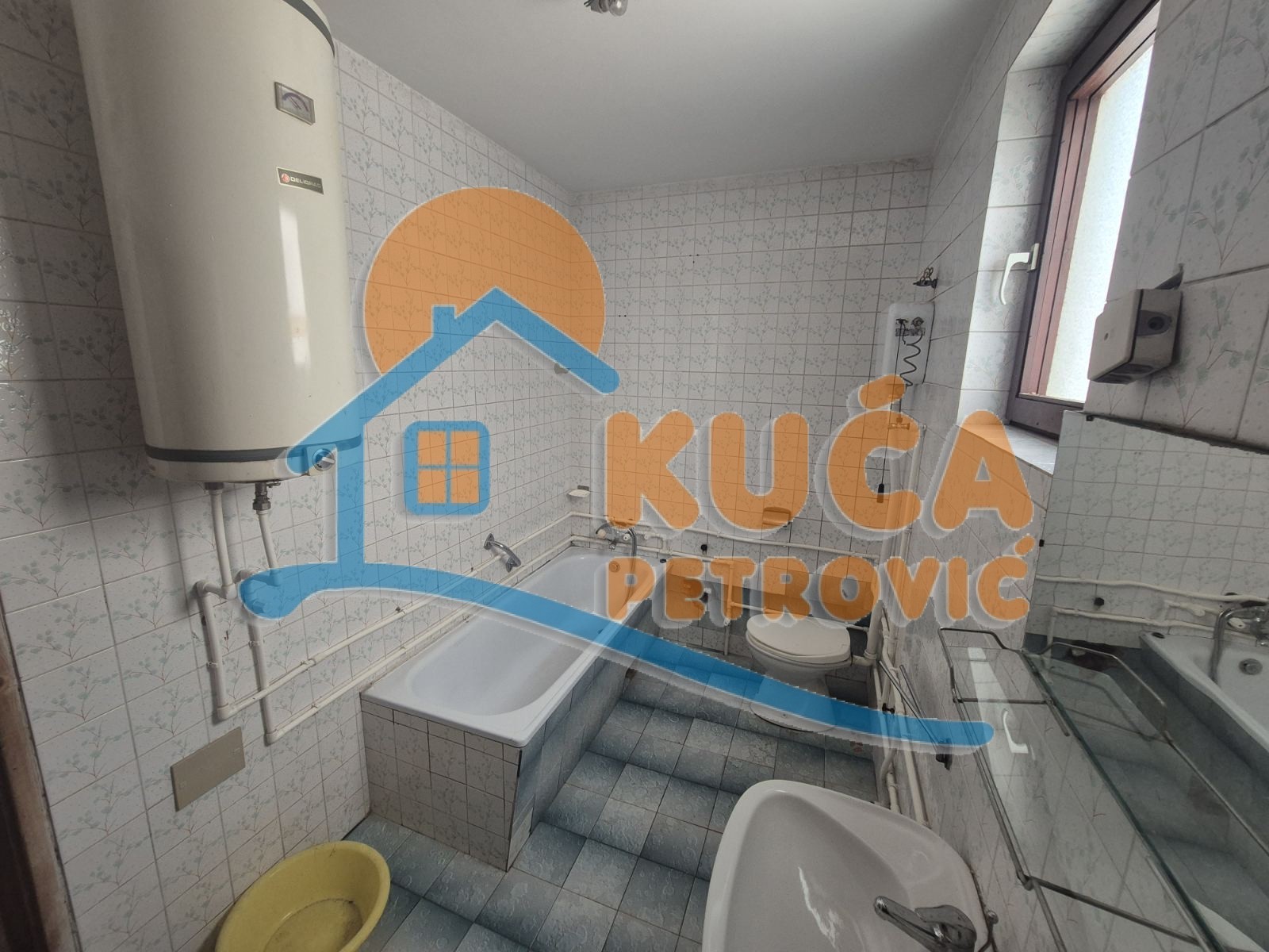 Trosoban stan, 97 m2, Palilula, Kragujevačka ID: p-014804 9