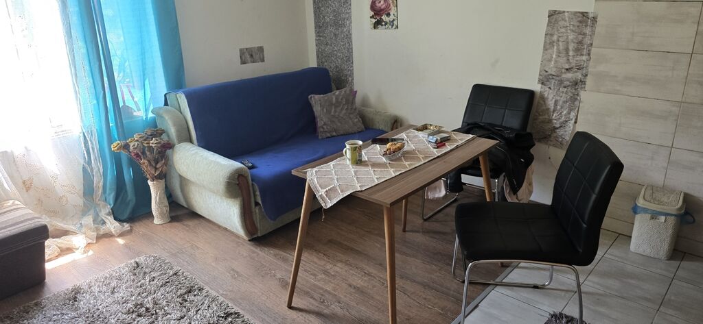 Prodajem plac sa kucom u centru Smedereva 3