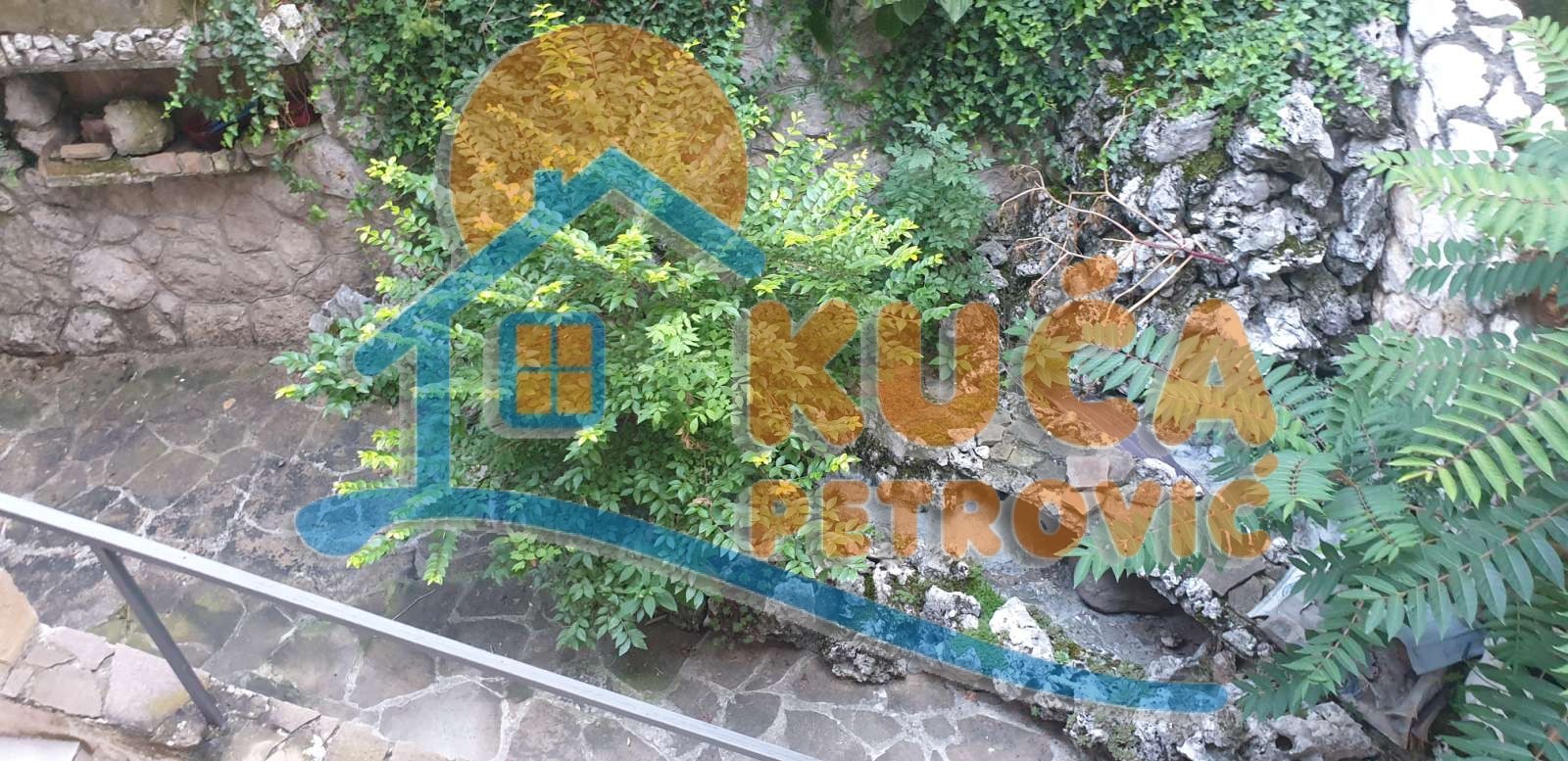 četvorosobna kuća, 400 m2, Medijana, Žrtava fašizma ID: i-010807 33