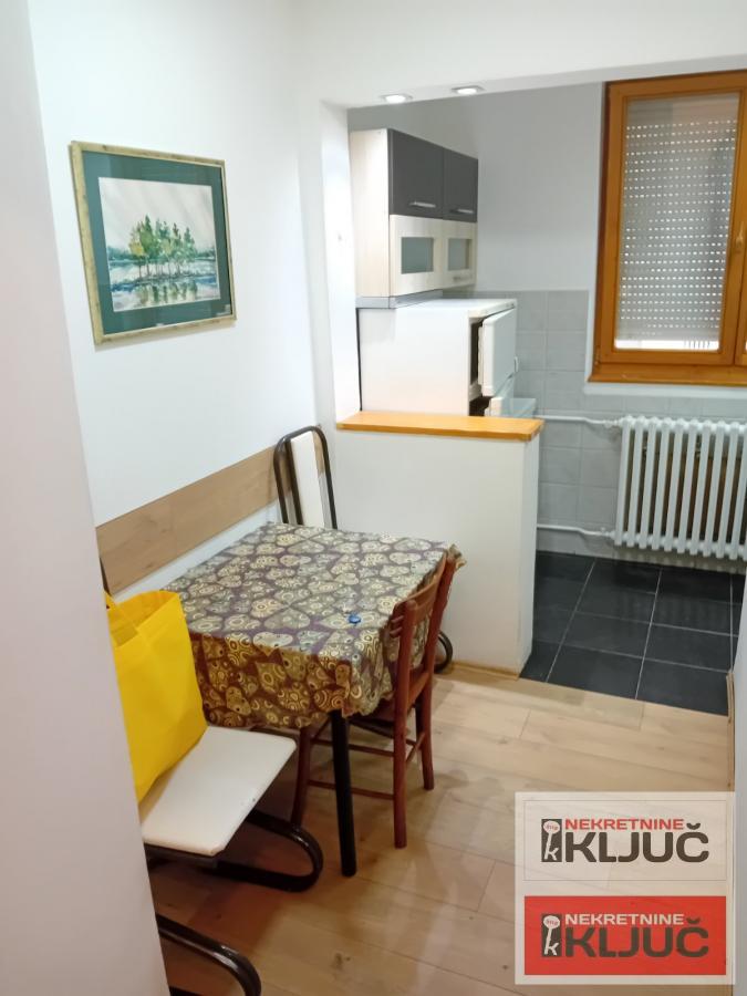 DETELINARA-useljiv dvosoban stan 10