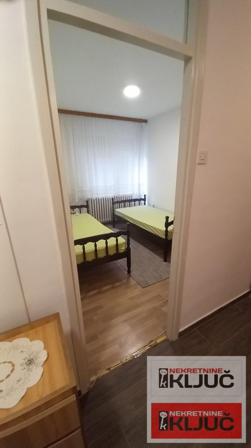 LIMAN 4 IZDAJE SE JEDNOIPOSOBAN NAMEŠTEN STAN 10