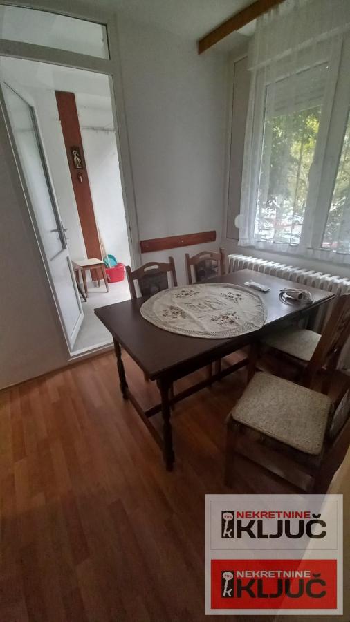 LIMAN 4 IZDAJE SE JEDNOIPOSOBAN NAMEŠTEN STAN 11