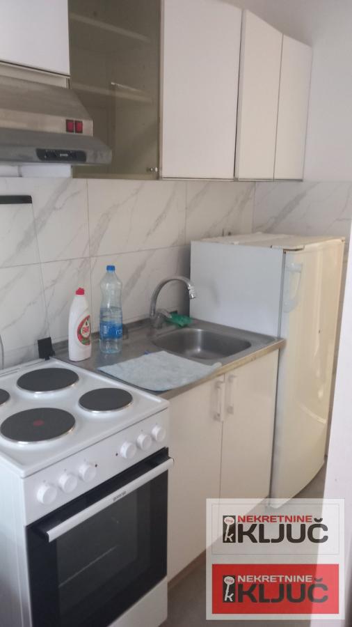 LIMAN 4 IZDAJE SE JEDNOIPOSOBAN NAMEŠTEN STAN 6