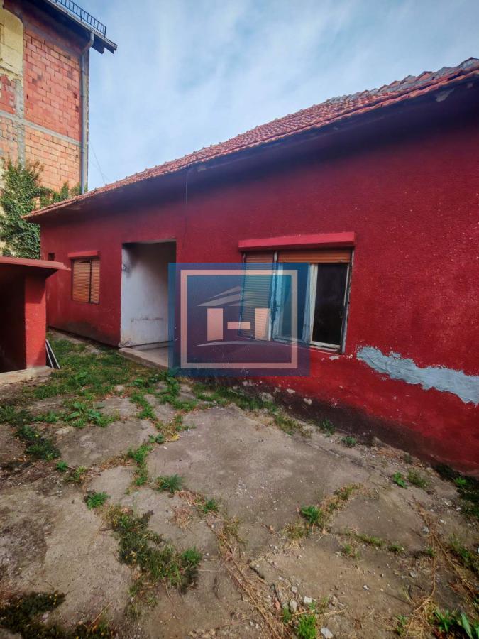 Starija kuća za renoviranje 4