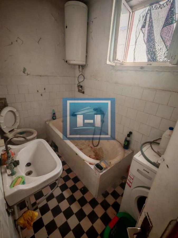 Starija kuća za renoviranje 8