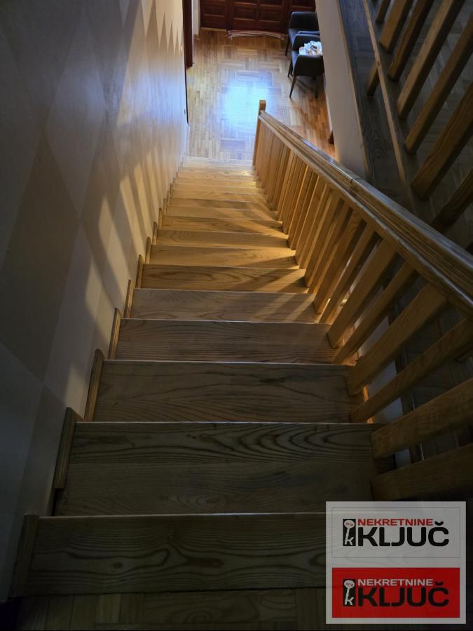 SAJAM IZDAJE SE KOMPLETNO OPREMLJENA KUĆA 23