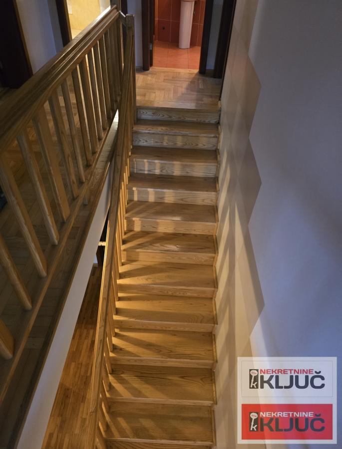 SAJAM IZDAJE SE KOMPLETNO OPREMLJENA KUĆA 27