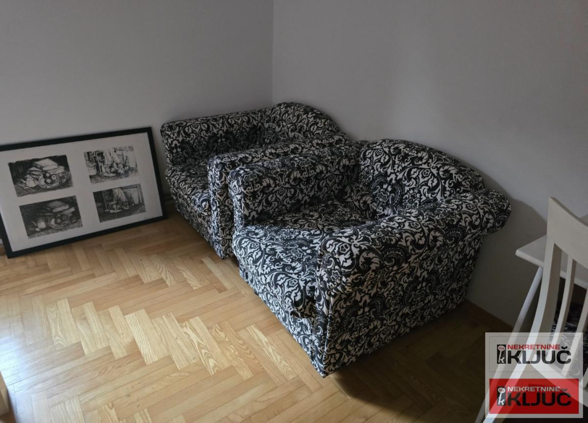 SAJAM IZDAJE SE KOMPLETNO OPREMLJENA KUĆA 36