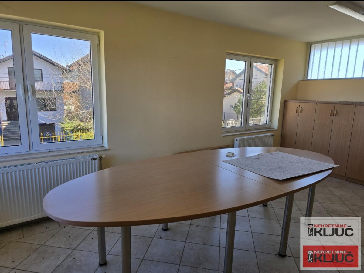 VETERNIK IZDAJE SE VIŠENAMENSKA HALA 14